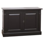 landelijk dressoir met 2 deuren. gemaakt van massief hout in de kleur zwart. kan op maat gemaakt worden. Villa Laura.