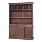 een groot landelijk drankkast/buffetkast/wijnkast. De kast heeft wijnglazenhouder/wijnglazenrek, laadjes en schuifdeuren. de kast is perfect om uw mooie flessen te etaleren. Gemaakt van massief hout eiken in de kleur donker bruin hout, wenge, walnoot. de drankkast is 150 cm lang of het kan op maat gemaakt worden. Villa Laura