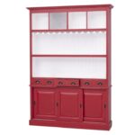 een groot landelijk drankkast/buffetkast/wijnkast. De kast heeft wijnglazenhouder/wijnglazenrek, laadjes en schuifdeuren. de kast is perfect om uw mooie flessen te etaleren. Gemaakt van massief hout eiken in de kleur rood een witte binnenkant. de drankkast is 150 cm lang of het kan op maat gemaakt worden. Villa Laura