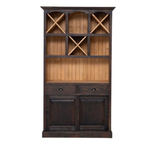 Landelijke buffetkast/wijnkast met verschillende open vakken, lades en deuren. Gemaakt van massief eiken hout in de kleur wenge walnoot donker bruin hout met naturel. binnenkant. Het meubel kan op verschillende manieren geverfd worden in verschillende kleuren en kan op maat gemaakt worden. Villa Laura
