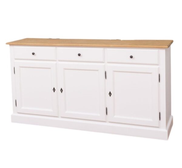Landelijke dressoir met deuren en lades voor opbergruimte. De kast heeft drie deuren en drie lades. Gemaakt van massief eiken hout in de kleur wit met naturel blad. Het meubel kan op verschillende manieren geverfd worden in verschillende kleuren en kan op maat gemaakt worden. Villa Laura