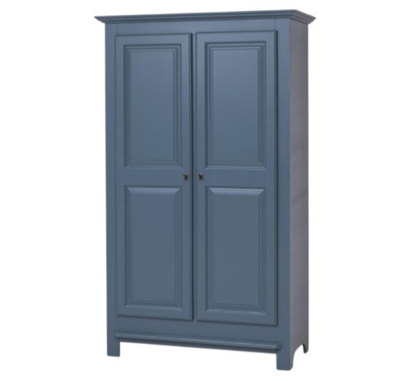 landelijk klassiek 2-deurs kledingkast/opbergkast op hoge pootjes. de indeling is een gedeelte hang en legplanken die verstelbaar zijn. Gemaakt van massief hout eiken in de kleur donker blauw. de kledingkast is 121 lang of het kan op maat gemaakt worden. Villa Laura