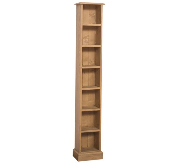 Landelijke cd/dvd kast met 7 vakken boven elkaar voor genoeg ruimte voor cd's of dvd's. Gemaakt van massief hout eiken in de kleur naturel. De kast kan op verschillende manieren geverfd worden in verschillende kleuren en kan op maat gemaakt worden. Villa Laura