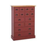 Landelijke hoge ladekast met veertien lades in verschillende formaten voor opbergruimte. Gemaakt van massief eiken hout in de kleur bordeaux rood. Het meubel kan op verschillende manieren geverfd worden in verschillende kleuren en kan op maat gemaakt worden. Villa Laura