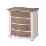 Landelijk, klassiek, extravagant ladekast. het heeft 4 grote lades voor veel opbergruimte. Gemaakt van massief hout in de kleur wit met warm eiken laadjes. De kast kan op verschillende manieren geverfd worden in verschillende kleuren en kan op maat gemaakt worden. Villa Laura