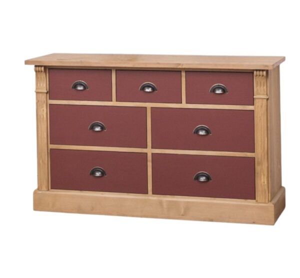 landelijk, klassiek, extravagante ladekast. het heeft 7 lades voor veel opbergruimte. Gemaakt van massief hout in de kleur naturel en bordeaux rood. Het kan op maat gemaakt worden. Villa Laura