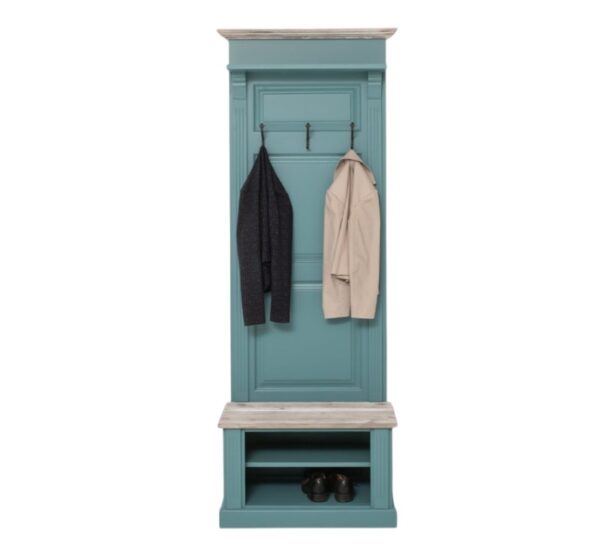 Landelijke kapstok met 3 haken, een plankje en in het schoenenbankje 2 open vakken. Gemaakt van massief eiken hout in de kleur blauw. De kapstok kan op verschillende manieren geverfd worden in verschillende kleuren en kan op maat gemaakt worden. Villa Laura