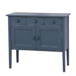 landelijke, moderne, extravargante dressoir/sidetable op hoge poten. het heeft lades en deuren voor veel opbergruimte. Gemaakt van massief hout eiken in de kleur donker blauw vintagelook. Het kan op maat gemaakt worden. Villa Laura