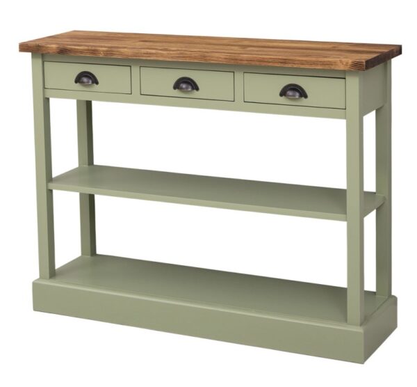 Landelijke side table met drie lades en twee planken. Gemaakt van massief eiken hout in de kleur olijfgroen, groen en warm eiken blad. Het meubel kan op verschillende manieren geverfd worden in verschillende kleuren en kan op maat gemaakt worden. Villa Laura