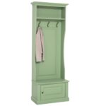 Landelijk halmeubel/kapstok met bankje met 3 haken, 1 plank en een kastje. Gemaakt van massief eiken hout in de kleur mint, licht groen. De halmeubel kan op verschillende manieren geverfd worden in verschillende kleuren en kan op maat gemaakt worden. Villa Laura