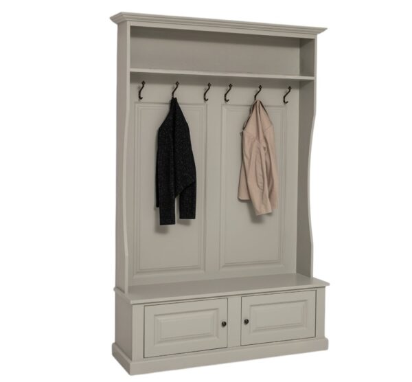 Landelijk halmeubel/kapstok met bankje met 6 haken, 1 lange plank en 2 kastjes. Gemaakt van massief eiken hout in de kleur licht grijs, zand, beige. De halmeubel kan op verschillende manieren geverfd worden in verschillende kleuren en kan op maat gemaakt worden. Villa Laura