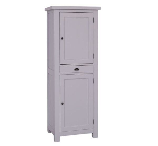 Landelijke opbergkast met 2 deuren en een lade. Gemaakt van massief eiken hout in de kleur grijs, taupe Het meubel kan op verschillende manieren geverfd worden in verschillende kleuren en kan op maat gemaakt worden. Villa Laura