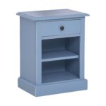Landelijke, klassieke, extravagante nachtkastje met lade en een open vak met twee planken voor veel opbergruimte. Gemaakt van massief hout eiken in de kleur koningsblauw, kobalt blauw. Het nachtkastje kan op verschillende manieren geverfd worden in verschillende kleuren. Het kan op maat gemaakt worden. Villa Laura