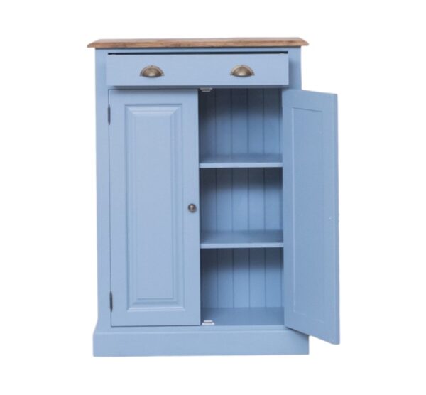 Landelijke schoenenkast met één grote lade en twee deurtjes. Gemaakt van massief hout eiken in de kleur blauw. De kast kan op verschillende manieren geverfd worden in verschillende kleuren en kan op maat gemaakt worden. Villa Laura