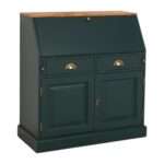 Landelijke secretaire met genoeg opbergruimte. Secretaire bestaat uit een 2 deurtjes, 2 lades en een groot vak wat open gemaakt kan worden als bureau. Gemaakt van massief eiken hout in de kleur zwart. De kast kan op verschillende manieren geverfd worden in verschillende kleuren en kan op maat gemaakt worden. Villa Laura