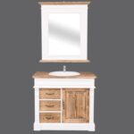 houten landelijke badkamermeubel met ornamenten met waskom, spiegel en een kraan. Het is een open badkamermeubel met legplanken. het is wit met bruin houten deurtjes en lades en eiken blad. Het meubel kan op maat gemaakt worden. villa laura.