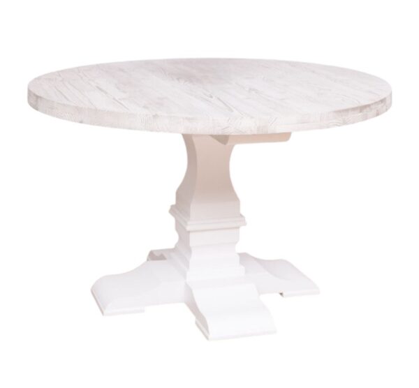 Landelijke koloniale ronde tafel met groot onderstel met eiken houten blad die op maat gemaakt kan worden. de poot is een kolompoot van een kasteeltafel. Het tafelblad is in de kleur white wash tafelblad en een witte poot. Villa Laura