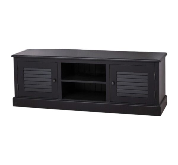 Landelijk shutter/louvre tv meubel met twee deuren en twee open vakken. Gemaakt van massief eiken hout in de kleur zwart. Het meubel kan op verschillende manieren geverfd worden in verschillende kleuren en kan op maat gemaakt worden. Villa Laura