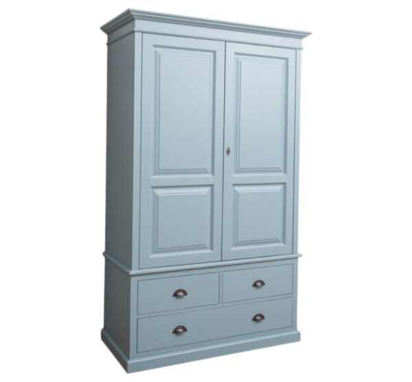 landelijke klassieke kledingkast met lades en 2 deuren. de kledingkast heeft een gedeelte hang en legplanken. Gemaakt van massief hout eiken in de kleur licht blauw. Het kan op maat gemaakt worden. Villa Laura