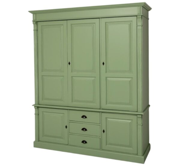 een groot landelijk klassiek 3-deurs kledingkast/opbergkast. De indeling is een gedeelte hang en legplanken, en handige laadjes Gemaakt van massief hout eiken in de kleur mosgroen, olijfgroen, groen. de kledingkast is 176 cm lang of het kan op maat gemaakt worden. Villa Laura