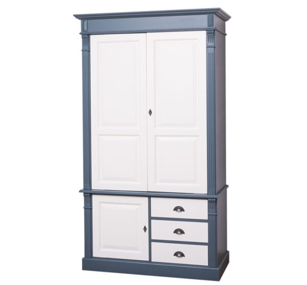 Landelijke klassiek kledingkast/opbergkast met twee grote deuren, een kleine deur en drie lades. Gemaakt van massief eiken hout in de kleur blauw en wit. Het meubel kan op verschillende manieren geverfd worden in verschillende kleuren en kan op maat gemaakt worden. Villa Laura