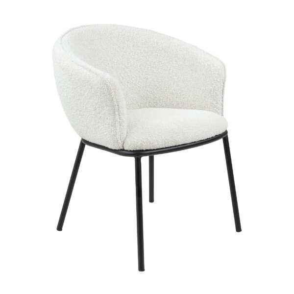 De kick eetkamerstoel DUKE van Kick Collection past in ieder interieur, deze unieke stoel is bekleed met een luxe bouclé stof. En in combinatie met het zwarte stalen frame geeft hij jouw interieur de uitstraling die je zoekt. Het zitcomfort heeft Duke te danken aan de goed aansluitende rugleuning en zachte zitting. En daarom is deze toffe stoel uitermate geschikt voor lange gezellige avonden aan tafel. Villa Laura