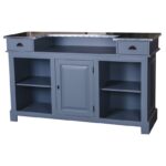 Modern landelijke eiken balie/toonbank met 2 lades, 1 kastje en 4 vakken voor opberg. De volledige kast is in de kleur blauw en het bovenblad is in de kleur pure chocolade met glans. Villa Laura