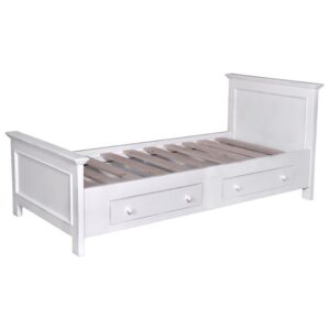 Landelijke, klassieke, extravagante houten eenpersoons bed met twee lades. Gemaakt van massief hout eiken in de kleur wit. Het bed kan op verschillende manieren geverfd worden in verschillende kleuren en kan op maat gemaakt worden. Villa Laura