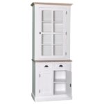 Landelijk buffetkast met deuren en lades. Gemaakt van massief eiken hout in de kleur wit. Het meubel kan op verschillende manieren geverfd worden in verschillende kleuren en kan op maat gemaakt worden. Villa Laura