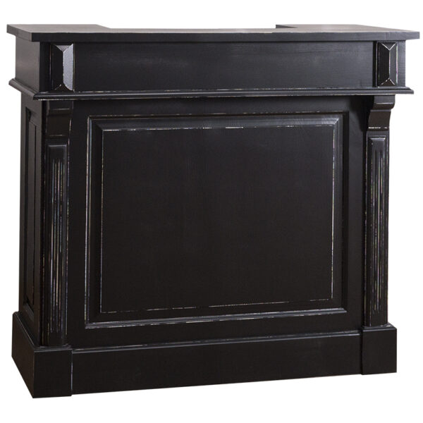 Landelijke klassieke bar, balie, toonbank, receptie met vier open vakken, twee kleine en twee grote lades voor opbergruimte. Gemaakt van massief eiken hout in de kleur zwart vintagelook. Het meubel kan op verschillende manieren geverfd worden in verschillende kleuren en kan op maat gemaakt worden. Villa Laura