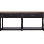 Landelijke side table met twee lades en onderplank. Gemaakt van massief eiken hout in de kleur zwart met een eikenhouten toplaag. Het meubel kan op verschillende manieren geverfd worden in verschillende kleuren en kan op maat gemaakt worden. Villa Laura