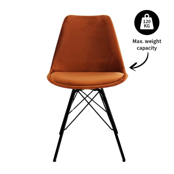 Elegant, zacht & multifunctioneel dat is de KICK kuipstoel Velvet. Een moderne eetkamerstoel, bureaustoel, bijzetstoel, of…, een heerlijke stoel met luxe uitstraling die zich in iedere ruimte thuis voelt. Dat maakt het dan ook onze ultieme topper. Met zijn velours zitting en stalen frame is onze VELVET precies wat elk interieur sfeervol en uniek maakt. Verkrijgbaar in heel veel kleuren dus mix and match voor het ultieme resultaat! Villa Laura