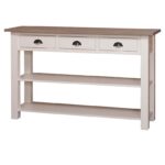 Landelijke sidetable / winkeldisplay met drie lades en twee planken. Gemaakt van massief eiken hout in de kleur beige met naturel. Het meubel kan op verschillende manieren geverfd worden in verschillende kleuren en kan op maat gemaakt worden. Villa Laura