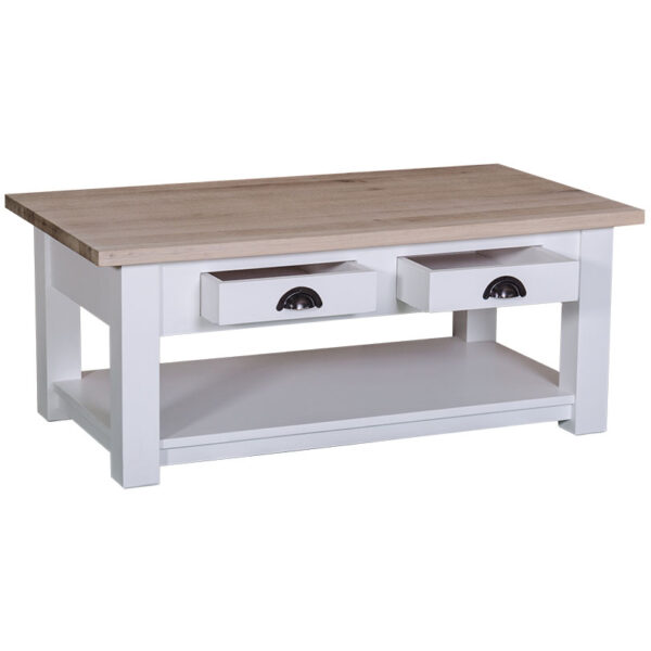 Landelijke, klassieke, extravagante houten salontafel met onderblad en twee lades met een komgreep. Gemaakt van massief hout eiken in de kleur wit met een olie licht eiken blad. De salontafel kan op verschillende manieren geverfd worden in verschillende kleuren en kan op maat gemaakt worden. Villa Laura