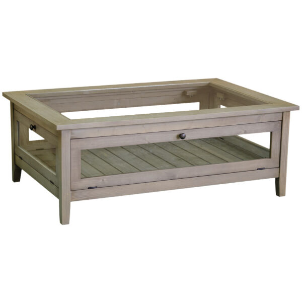 Landelijke, klassieke, extravagante houten salontafel/vitrinetafel met onderblad. Gemaakt van massief hout eiken in de kleur waterafstotend finish bruin. De salontafel kan op verschillende manieren geverfd worden in verschillende kleuren en kan op maat gemaakt worden. Villa Laura