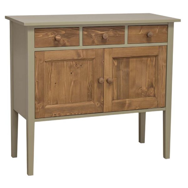 landelijke, moderne, extravargante dressoir/sidetable op hoge poten. het heeft lades en deuren voor veel opbergruimte. Gemaakt van massief hout eiken in de kleur brons met warm bruine lades en deuren. Het kan op maat gemaakt worden. Villa Laura