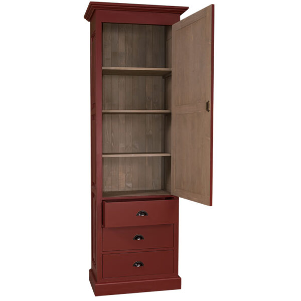 Landelijke opbergkast/wandkast met een deur en drie lades. Gemaakt van massief eiken hout in de kleur rood met bruine binnenkant. Het meubel kan op verschillende manieren geverfd worden in verschillende kleuren en kan op maat gemaakt worden. Villa Laura