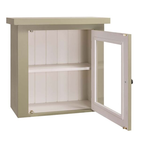 landelijke 1-deurse houten keukenkastje of bovenkastje. het bovenkastje heeft een plank. Gemaakt van massief hout eiken en het heeft een glazen deur. het kastje is groen van kleur. de afmeting is 67 cm breed en 65 cm hoog of het kan op maat gemaakt worden. Villa Laura