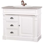 houten landelijke badkamermeubel met waskom en een kraan. Het is een open badkamermeubel met legplanken. het is wit van kleur met een sand eiken blad. Het meubel kan op maat gemaakt worden. villa laura.