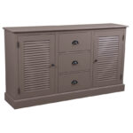 Landelijk dressoir met louvre shutters deurtjes en drie lades voor opbergruimte. Gemaakt van massief eiken hout in de kleur bruin. Het meubel kan op verschillende manieren geverfd worden in verschillende kleuren en kan op maat gemaakt worden. Villa Laura