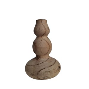 Houten kandelaar L