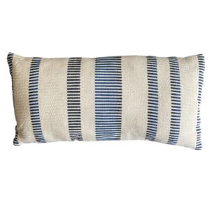 Sierkussen gestreept blauw 80 x 40 cm